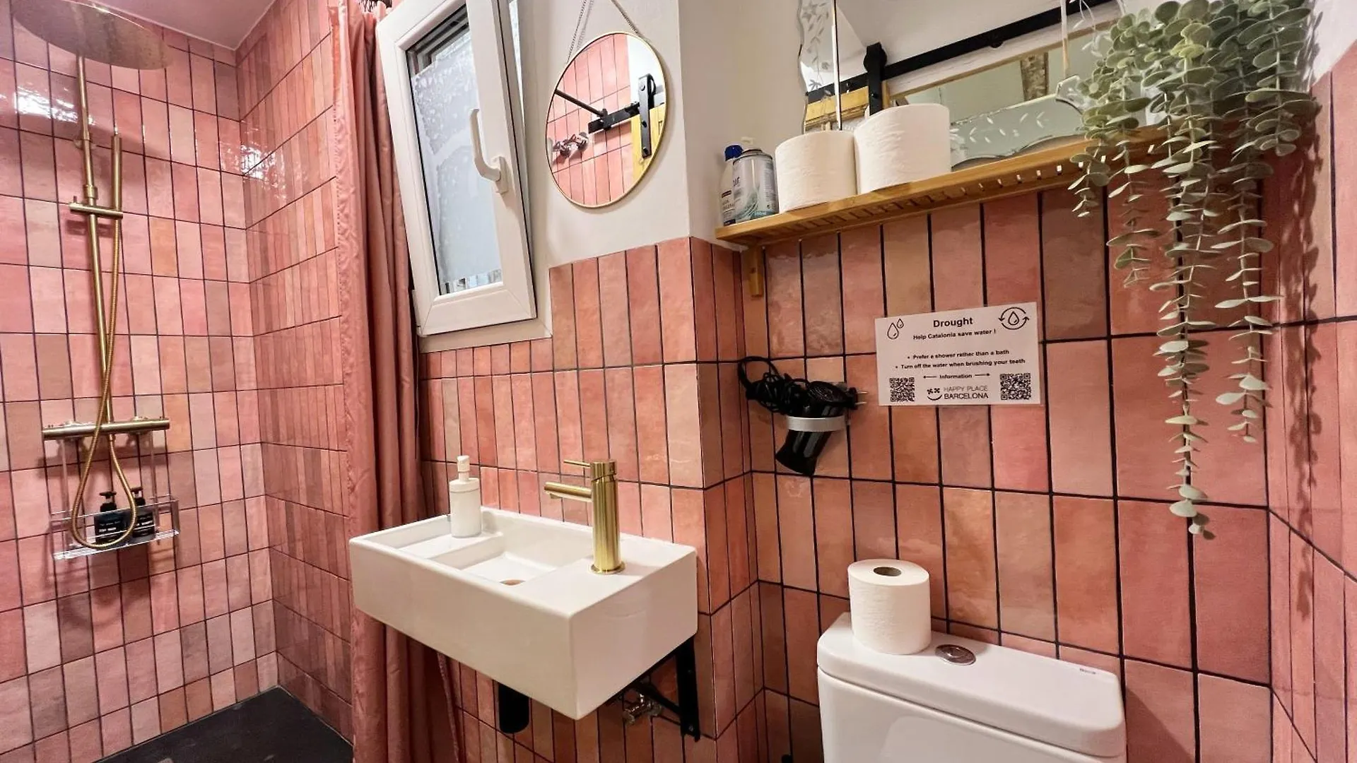 Almodovar Apartment Barcelona Hiszpania