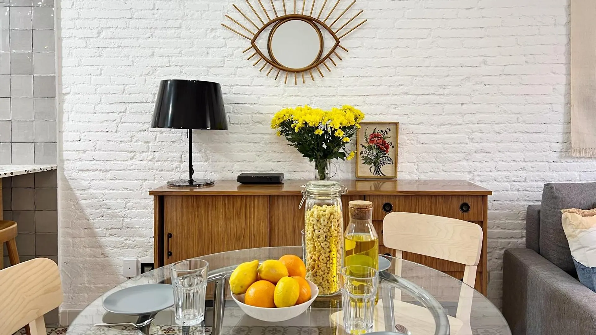 Almodovar Apartment Barcelona